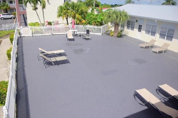 Flamingo Motel image 18